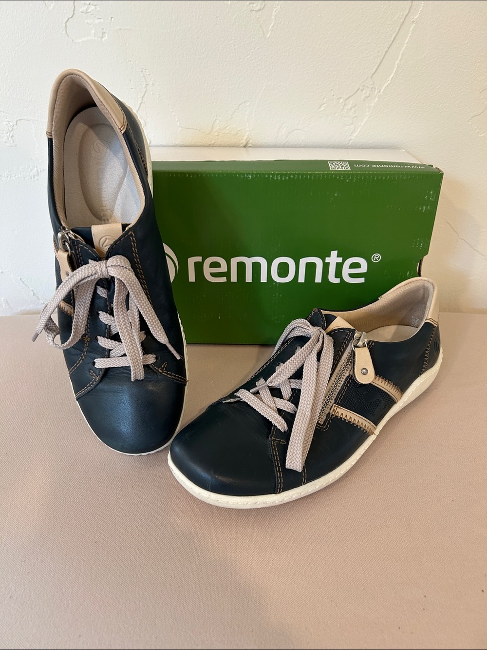 Remonte by Rieker Liv Lace Up Sneaker Women’s EU size 41